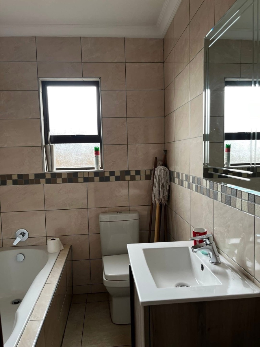 2 Bedroom Property for Sale in Vosloorus Gauteng