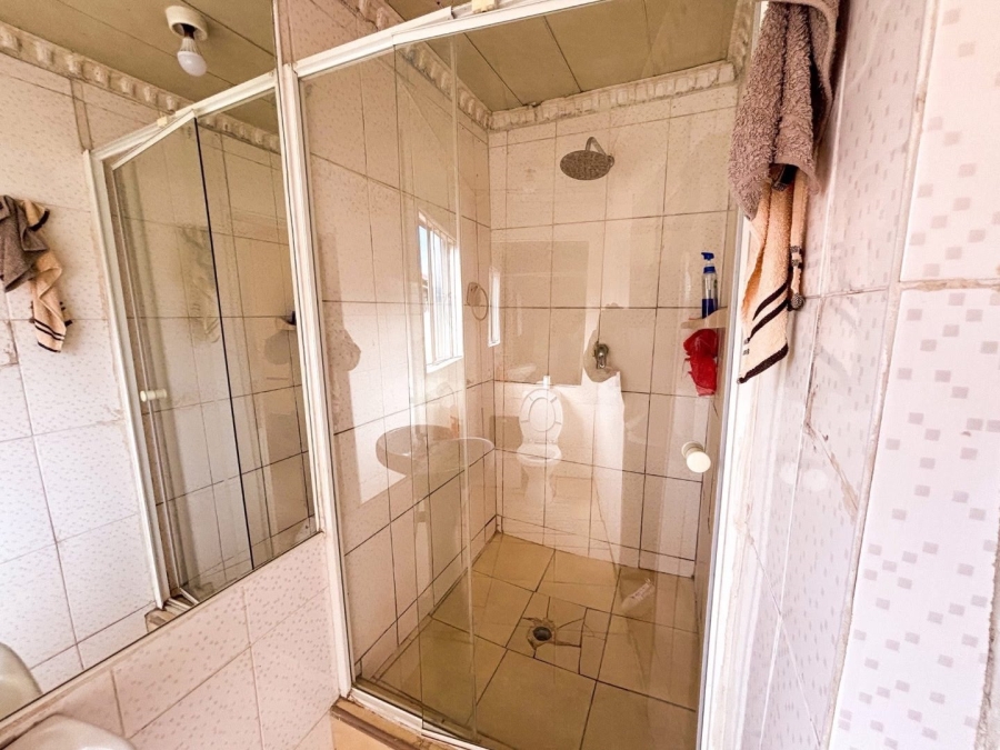 4 Bedroom Property for Sale in Dawn Park Gauteng