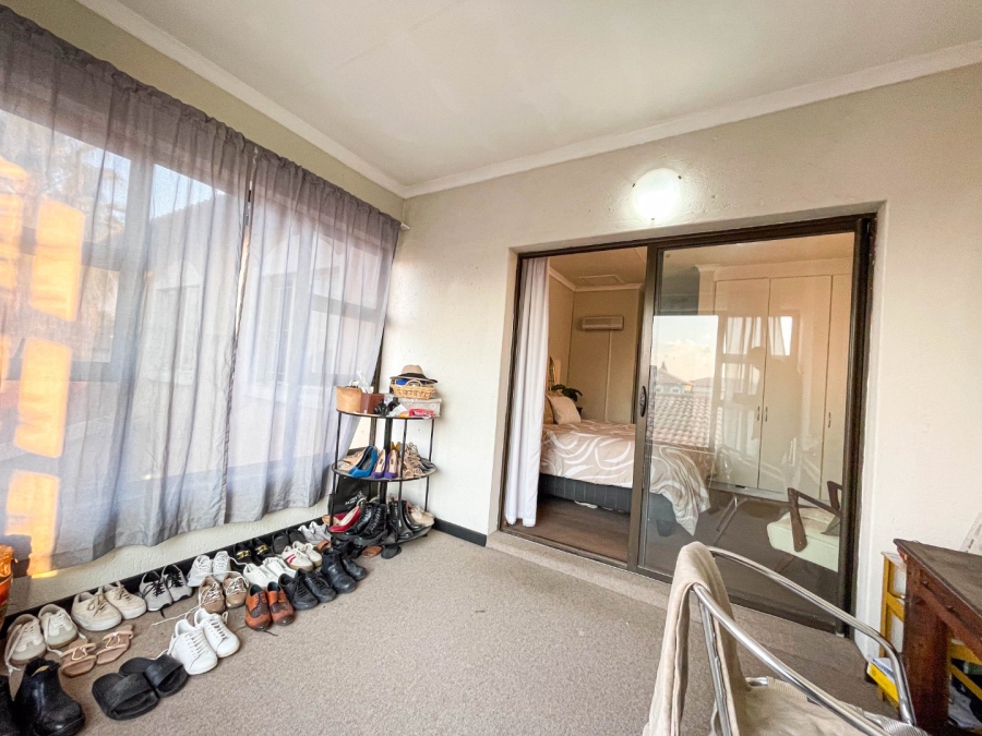 To Let 3 Bedroom Property for Rent in Noordwyk Gauteng