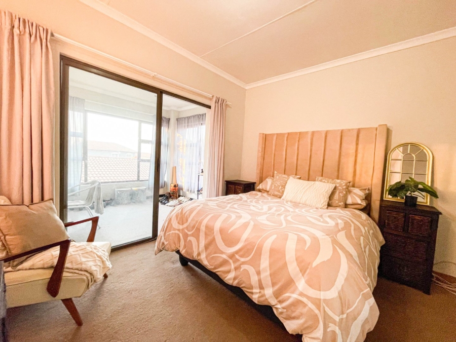 To Let 3 Bedroom Property for Rent in Noordwyk Gauteng