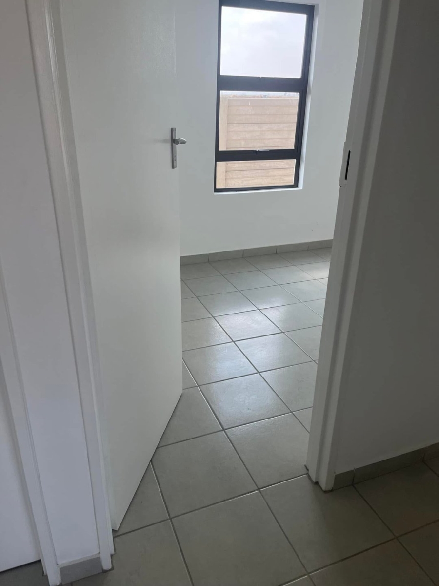 3 Bedroom Property for Sale in Windmill Park Gauteng