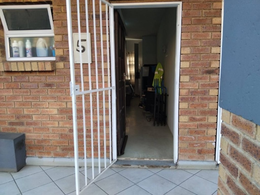 1 Bedroom Property for Sale in Kempton Park Ext 1 Gauteng