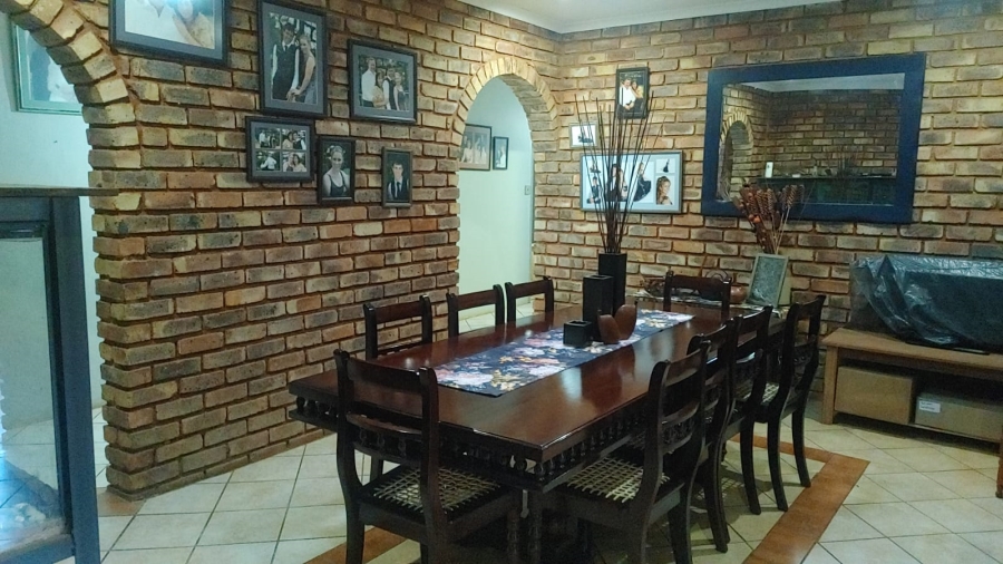 3 Bedroom Property for Sale in Heatherdale AH Gauteng