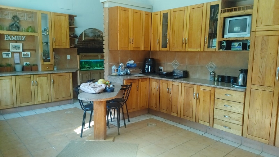 3 Bedroom Property for Sale in Heatherdale AH Gauteng