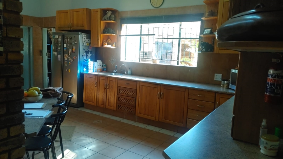 3 Bedroom Property for Sale in Heatherdale AH Gauteng