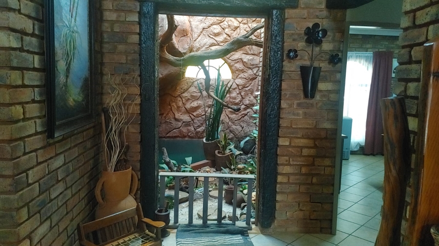 3 Bedroom Property for Sale in Heatherdale AH Gauteng