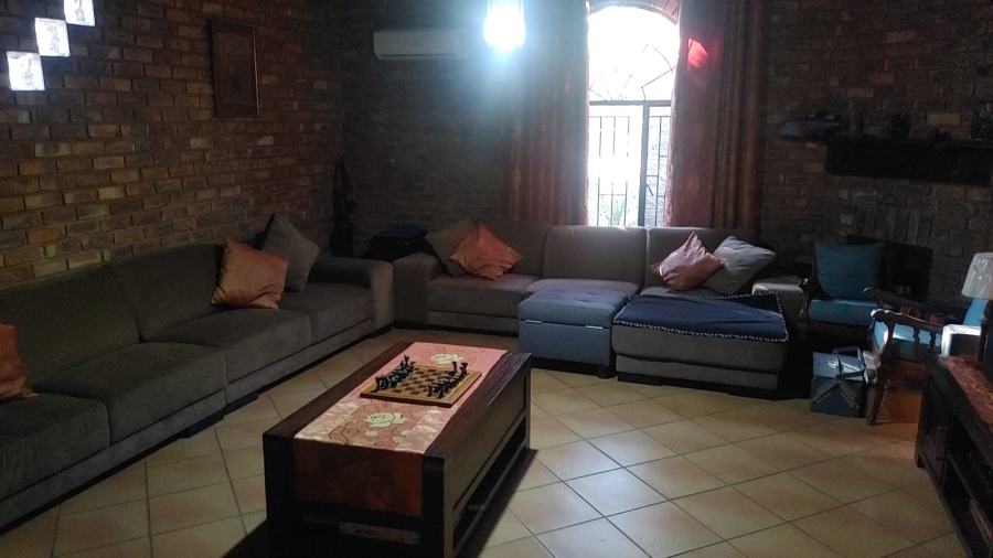 3 Bedroom Property for Sale in Heatherdale AH Gauteng