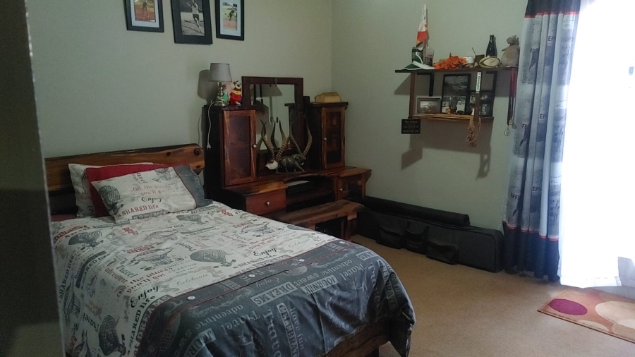 3 Bedroom Property for Sale in Heatherdale AH Gauteng