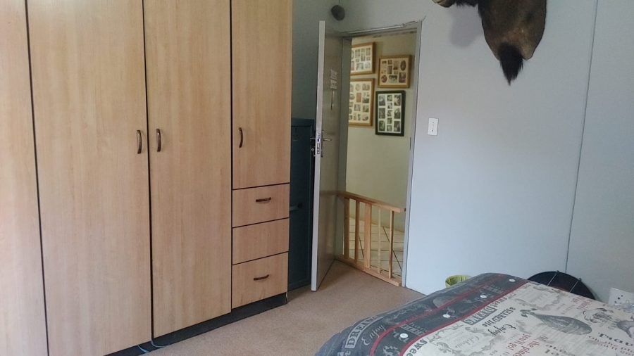3 Bedroom Property for Sale in Heatherdale AH Gauteng