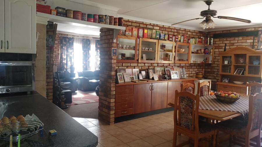 3 Bedroom Property for Sale in Heatherdale AH Gauteng
