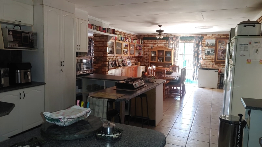 3 Bedroom Property for Sale in Heatherdale AH Gauteng