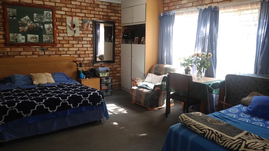 3 Bedroom Property for Sale in Heatherdale AH Gauteng
