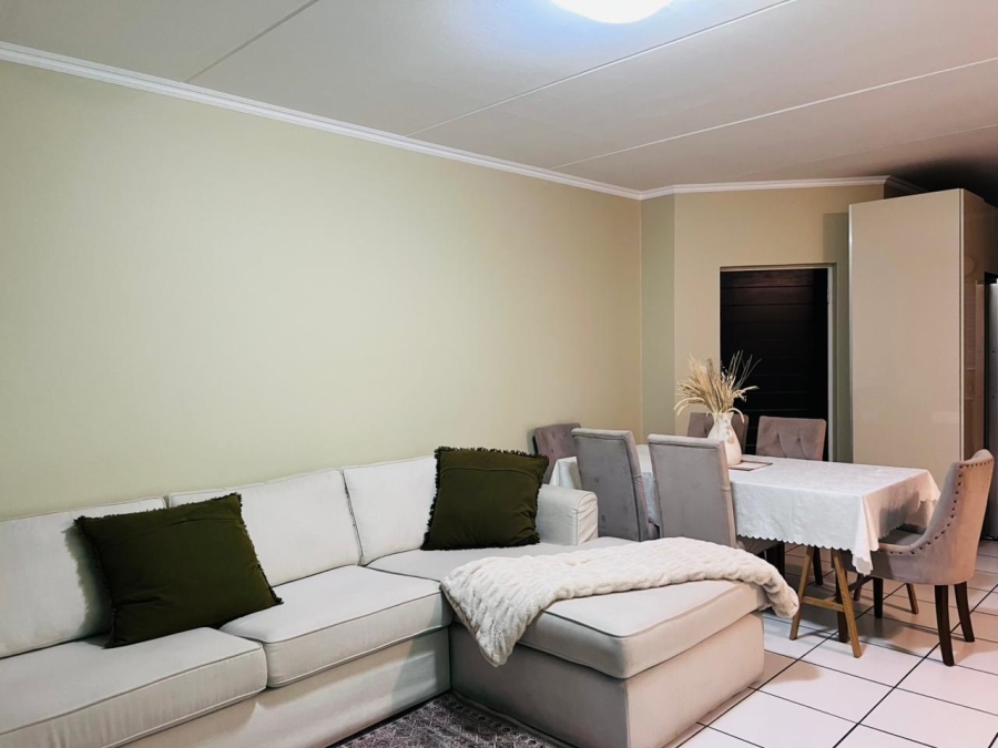 To Let 3 Bedroom Property for Rent in Greenstone Hill Gauteng