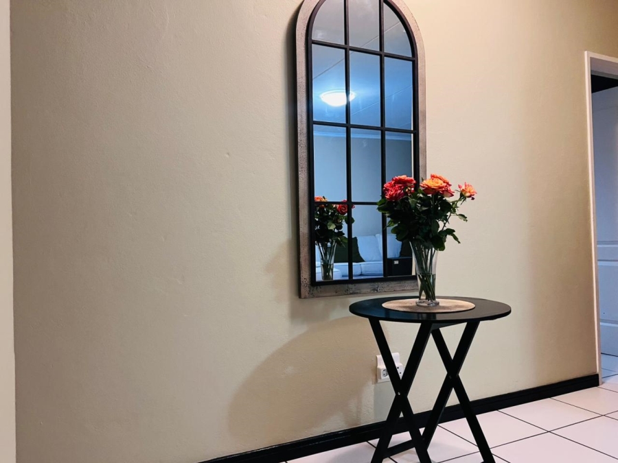 To Let 3 Bedroom Property for Rent in Greenstone Hill Gauteng