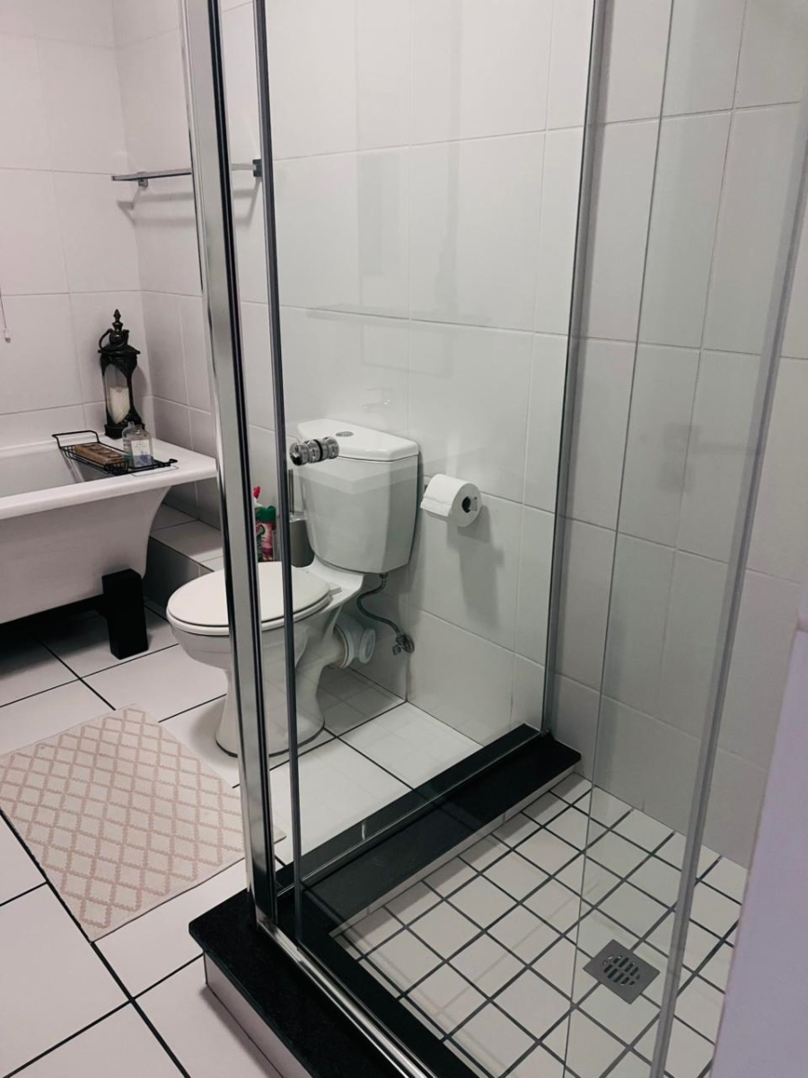 To Let 3 Bedroom Property for Rent in Greenstone Hill Gauteng