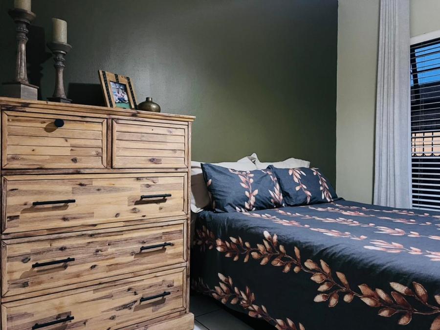 To Let 3 Bedroom Property for Rent in Greenstone Hill Gauteng