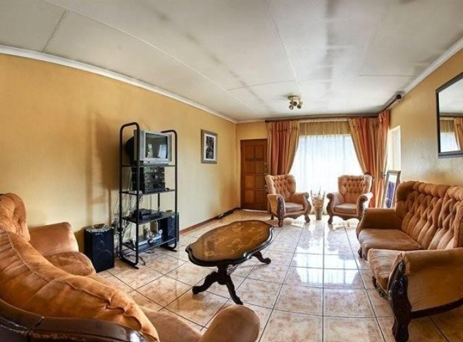3 Bedroom Property for Sale in Vorna Valley Gauteng