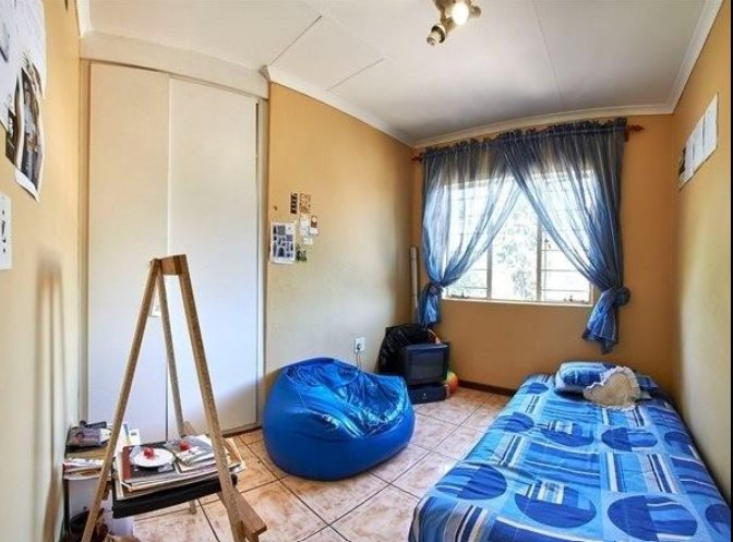 3 Bedroom Property for Sale in Vorna Valley Gauteng