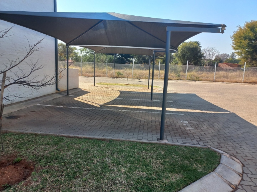 2 Bedroom Property for Sale in Annlin Gauteng