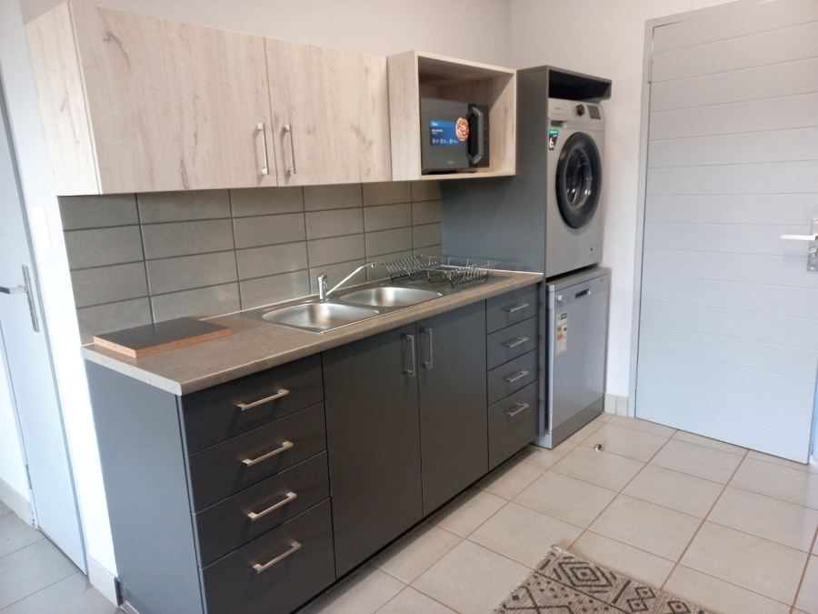 2 Bedroom Property for Sale in Annlin Gauteng