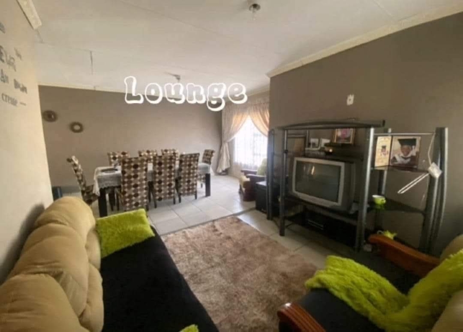 3 Bedroom Property for Sale in Vosloorus Gauteng