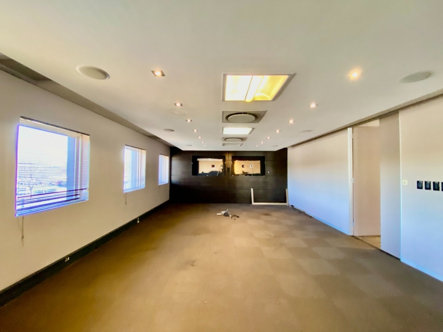To Let Commercial Property for Rent in Highveld Gauteng