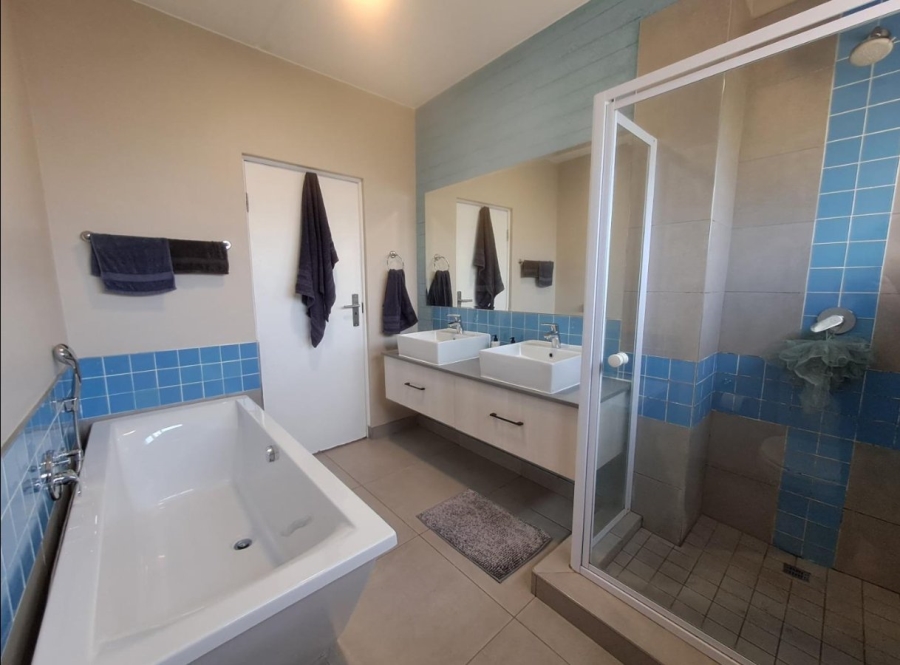 2 Bedroom Property for Sale in Paulshof Gauteng