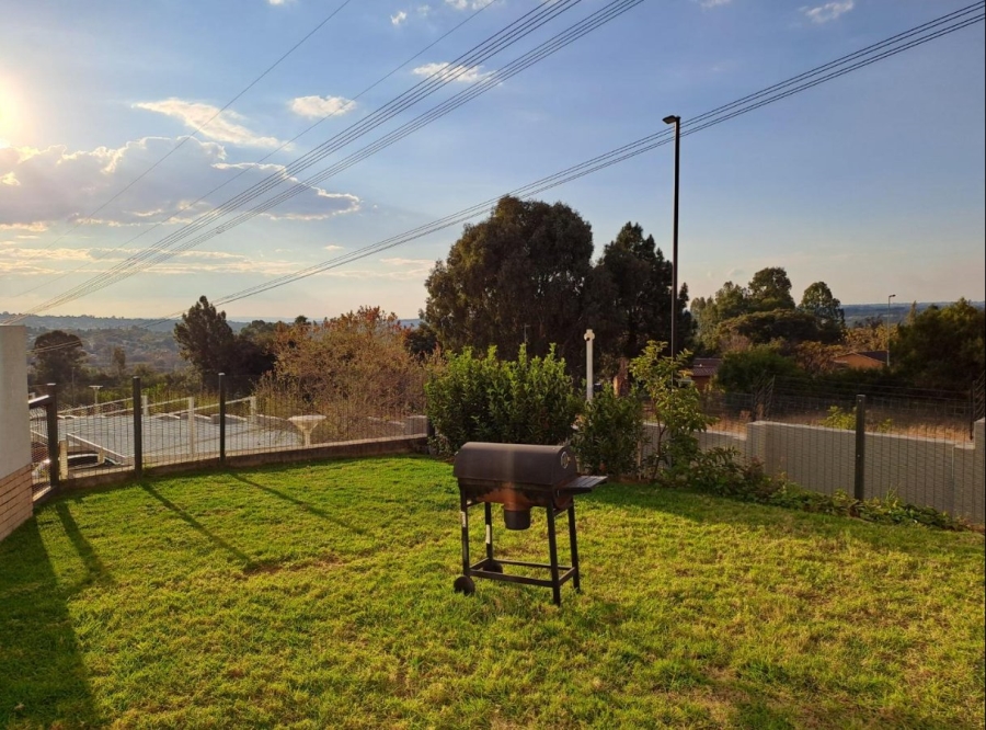 2 Bedroom Property for Sale in Paulshof Gauteng