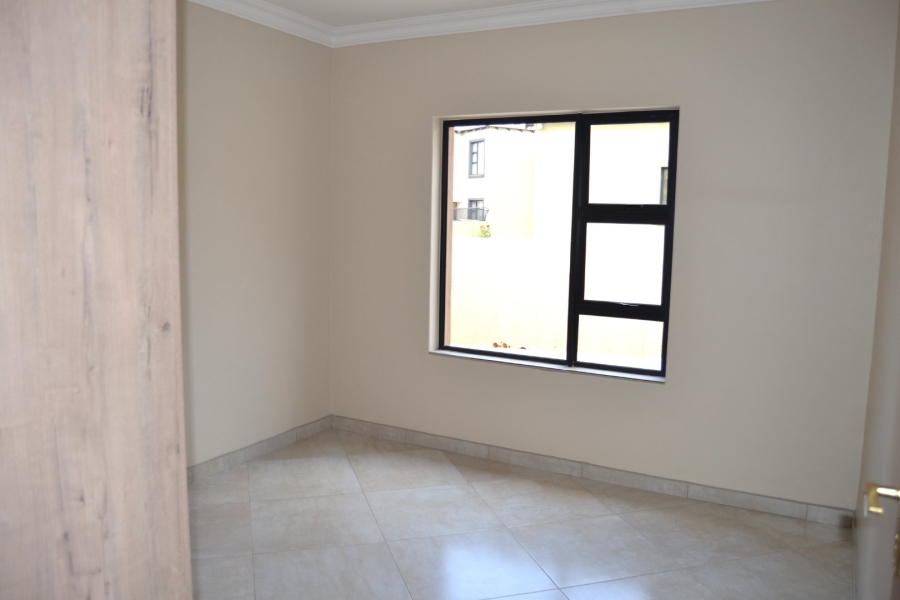 3 Bedroom Property for Sale in Thatchfield Hills Gauteng