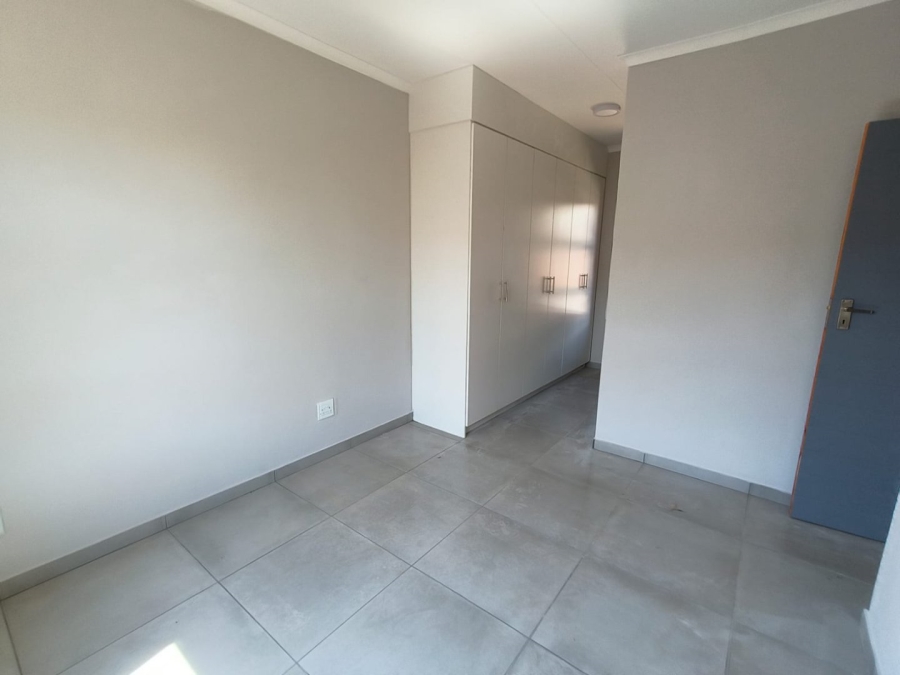 To Let 3 Bedroom Property for Rent in Theresa Park Gauteng