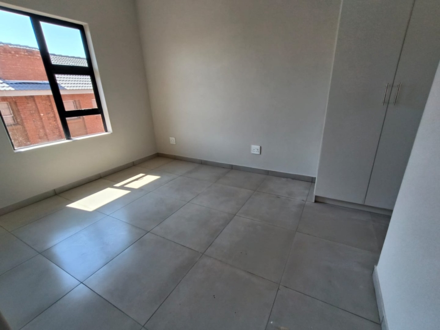 To Let 3 Bedroom Property for Rent in Theresa Park Gauteng
