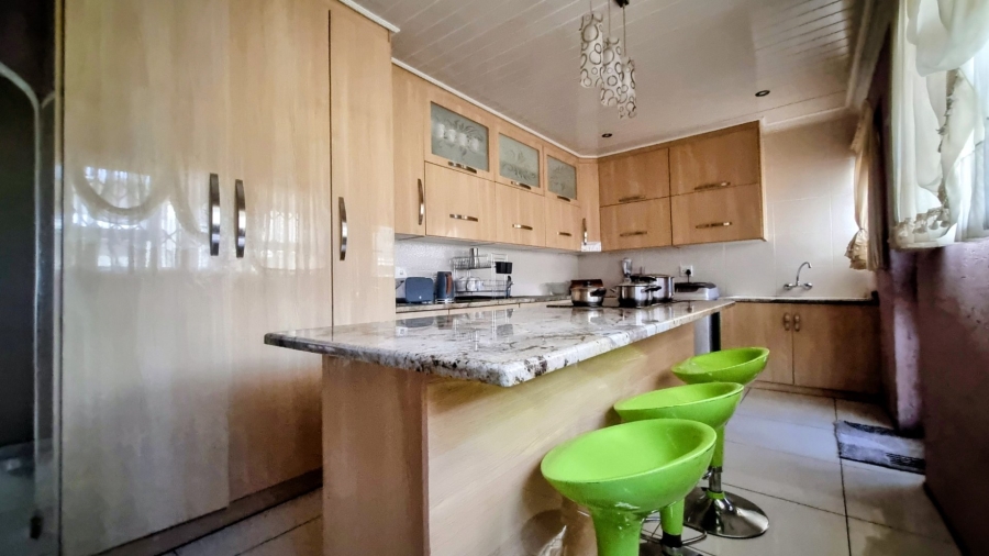 3 Bedroom Property for Sale in Sonland Park Gauteng