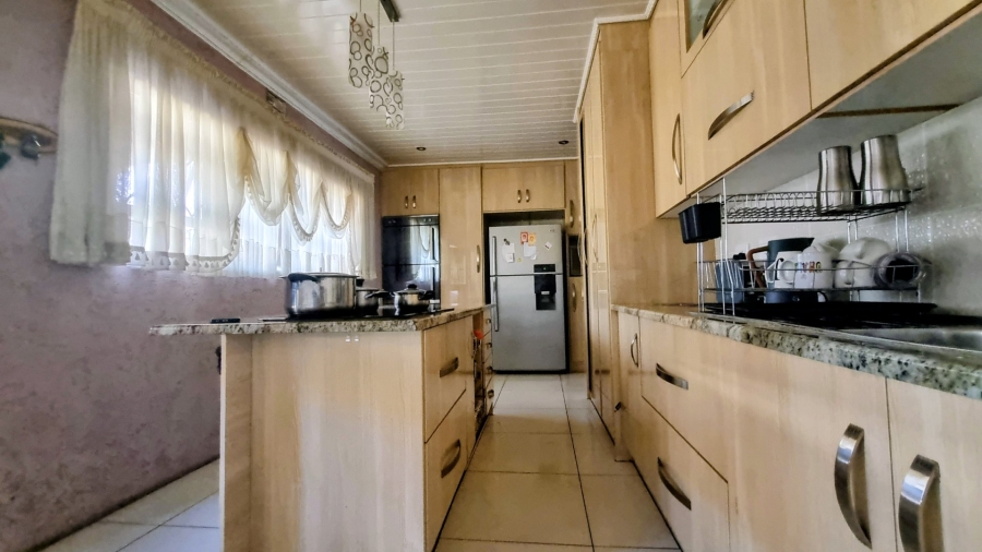 3 Bedroom Property for Sale in Sonland Park Gauteng