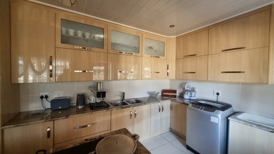 3 Bedroom Property for Sale in Sonland Park Gauteng