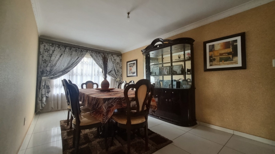 3 Bedroom Property for Sale in Sonland Park Gauteng