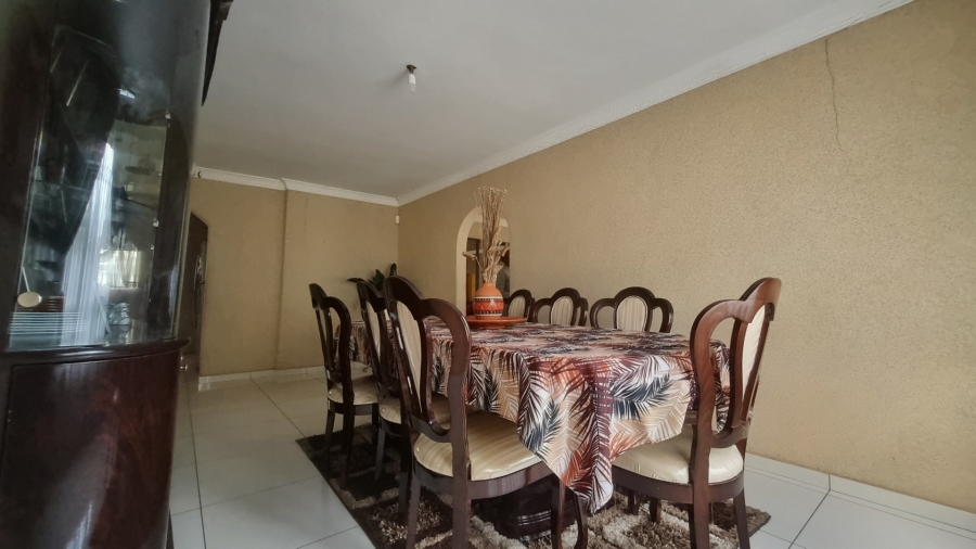 3 Bedroom Property for Sale in Sonland Park Gauteng