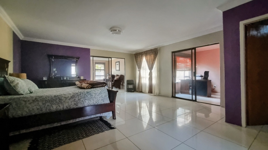 3 Bedroom Property for Sale in Sonland Park Gauteng