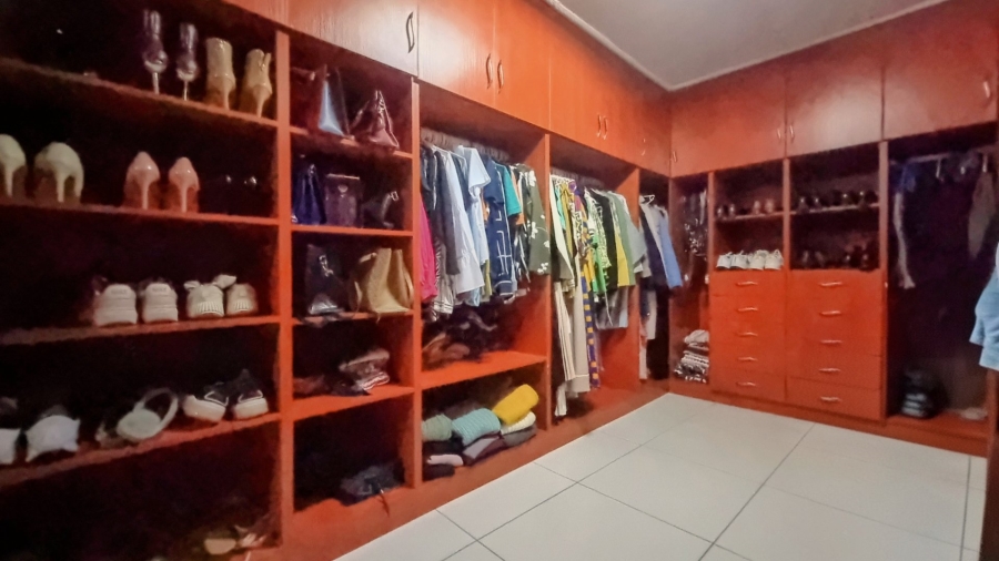 3 Bedroom Property for Sale in Sonland Park Gauteng