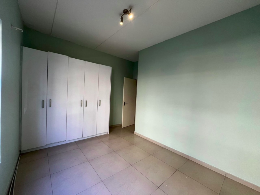 To Let 2 Bedroom Property for Rent in North Riding Gauteng