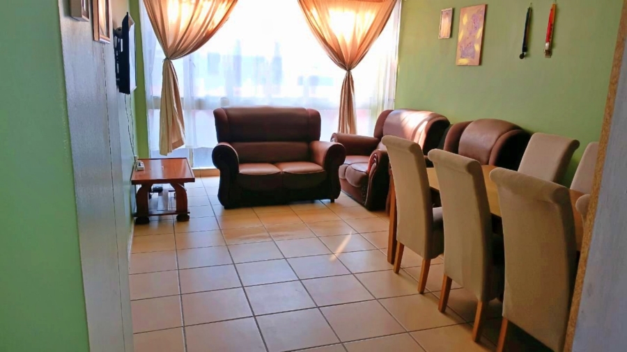2 Bedroom Property for Sale in Kilner Park Gauteng