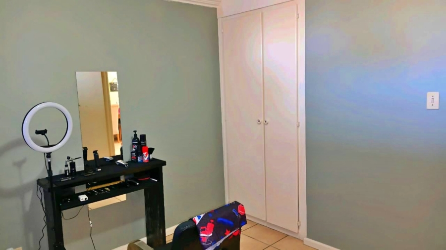2 Bedroom Property for Sale in Kilner Park Gauteng