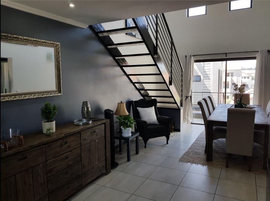 2 Bedroom Property for Sale in Lonehill Gauteng