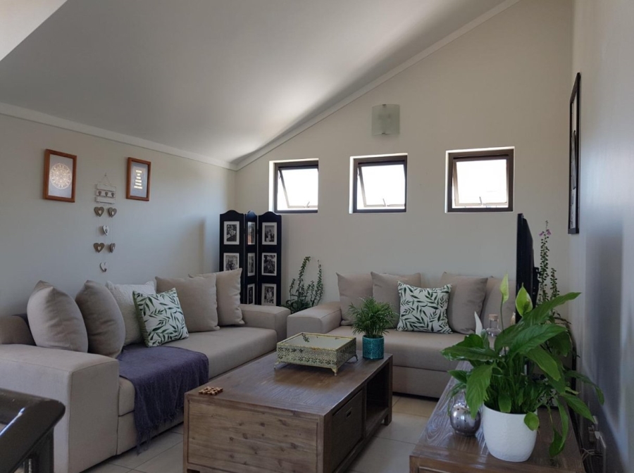 2 Bedroom Property for Sale in Lonehill Gauteng