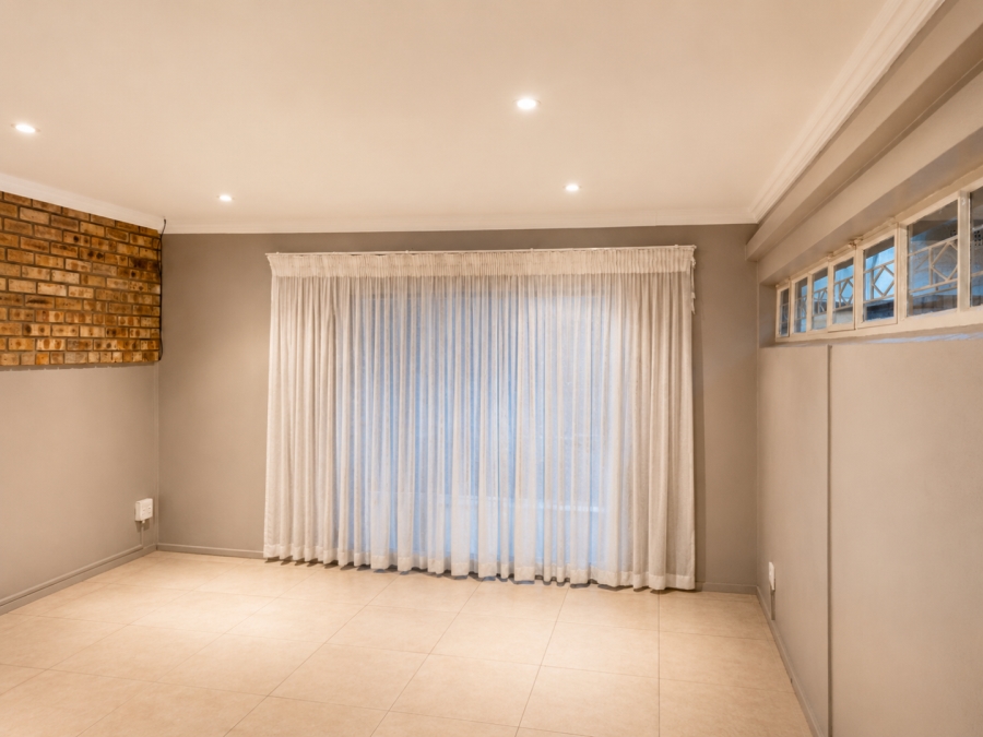 4 Bedroom Property for Sale in Arcon Park Gauteng