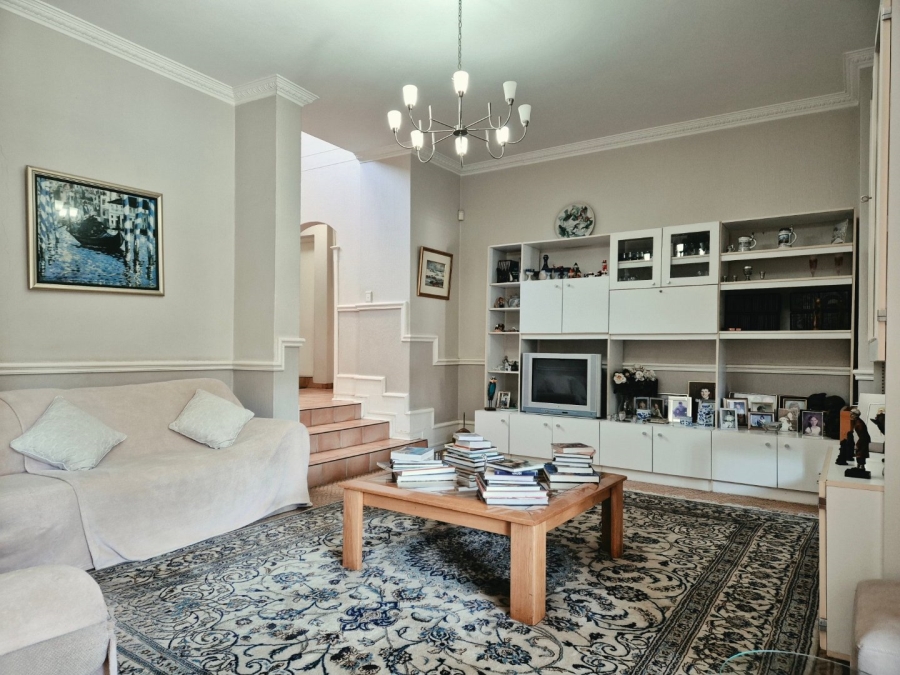  Bedroom Property for Sale in Nieuw Muckleneuk Gauteng