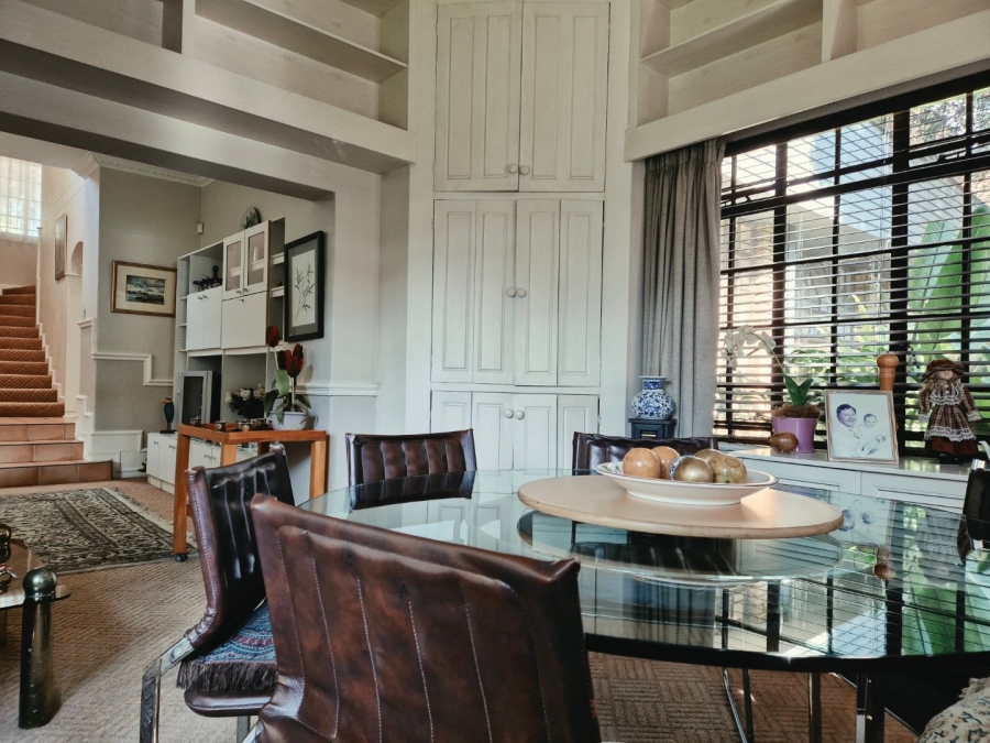  Bedroom Property for Sale in Nieuw Muckleneuk Gauteng