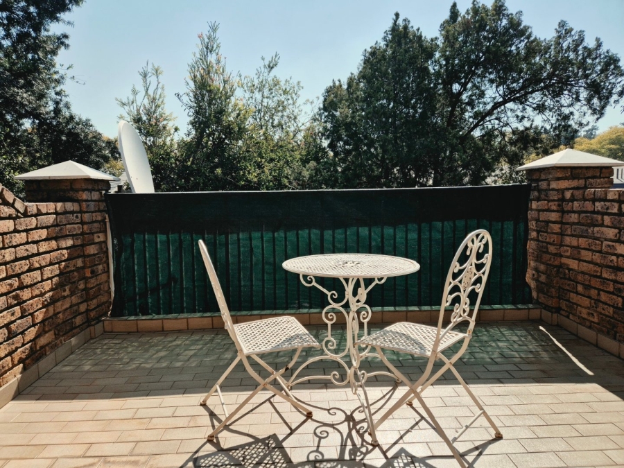  Bedroom Property for Sale in Nieuw Muckleneuk Gauteng