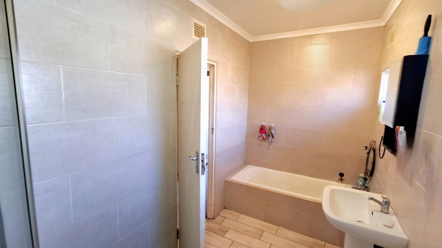 3 Bedroom Property for Sale in Vanderbijlpark SE 1 Gauteng