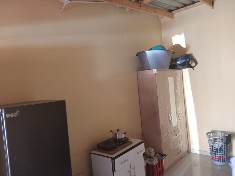 8 Bedroom Property for Sale in Buhle Park Gauteng