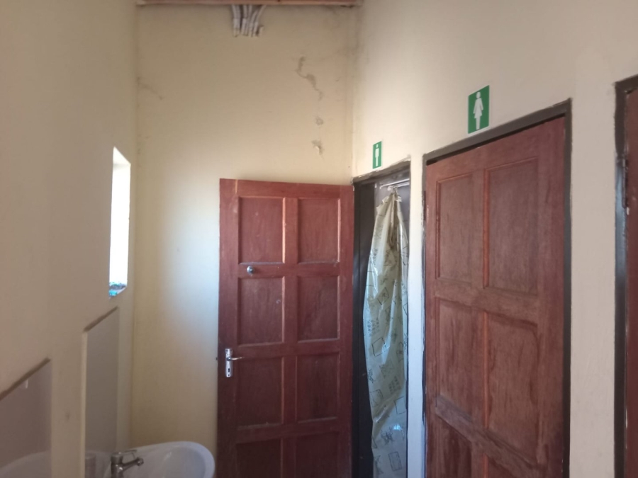 8 Bedroom Property for Sale in Buhle Park Gauteng